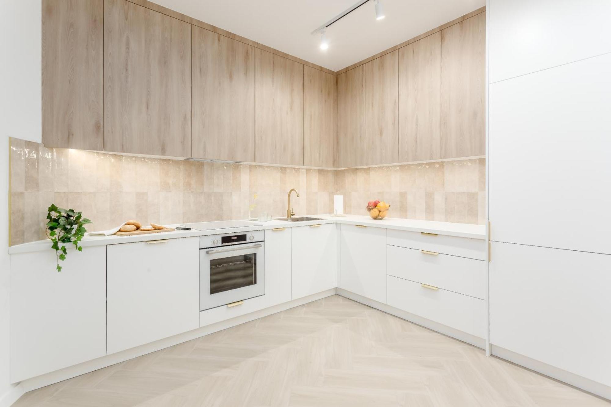 Appartamento Jacuzzi Haven In - Private Terrace & Parking Varsavia